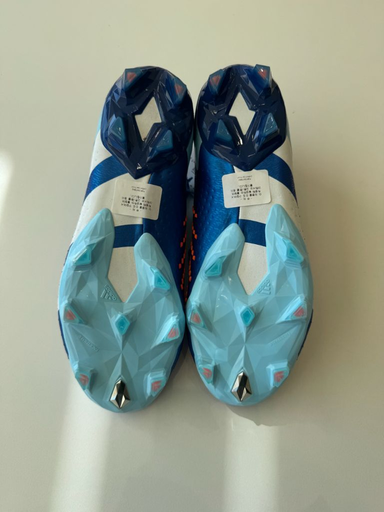 아디다스 프레데터 어큐러시.1 L FG 265mm 축구화 이미지