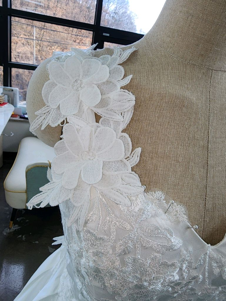 빅사이즈프리미엄언발실크웨딩드레스(새상품)--1