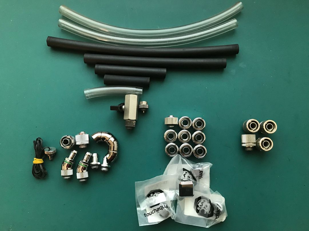 커스텀 수냉부품 팝니다(ek,비츠파워,쿨랜스등)--3