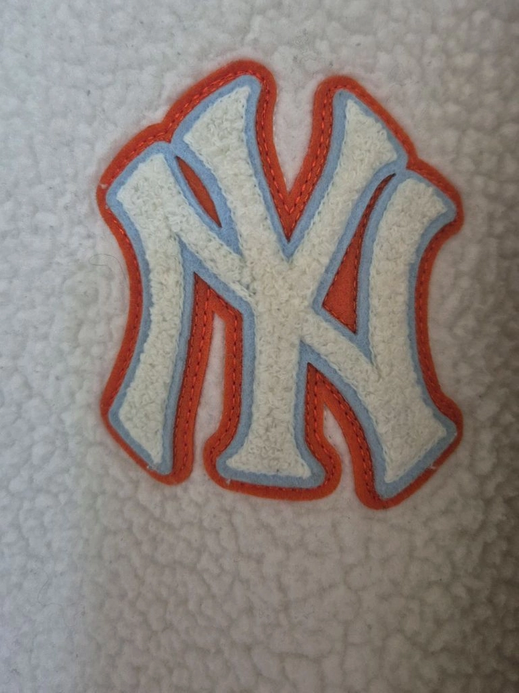MLB 뉴욕 양키스 뽀글이 맨투맨(공용가능)M(95) 이미지