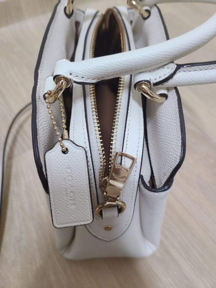 코치 가방 토트백 숄더백 크로스백 핸드백 이미지