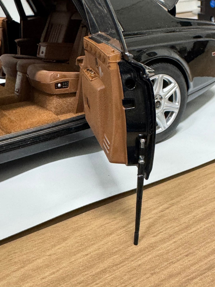 롤스로이스 팬텀(블랙 다이아몬드) 교쇼 1:18 다이캐스트 팝니다--5