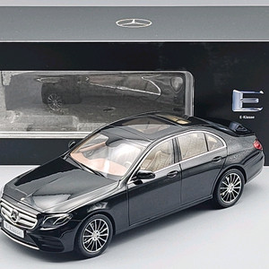 1:18 벤츠 E-클래스 (W213, 아이스케일)