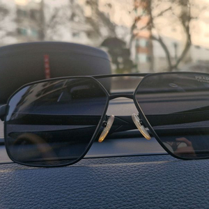 프라다 선글라스