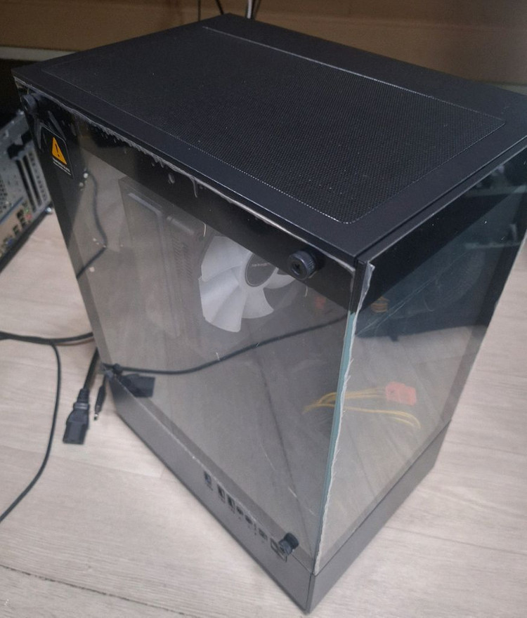 라이젠3500 반본체 컴퓨터--1