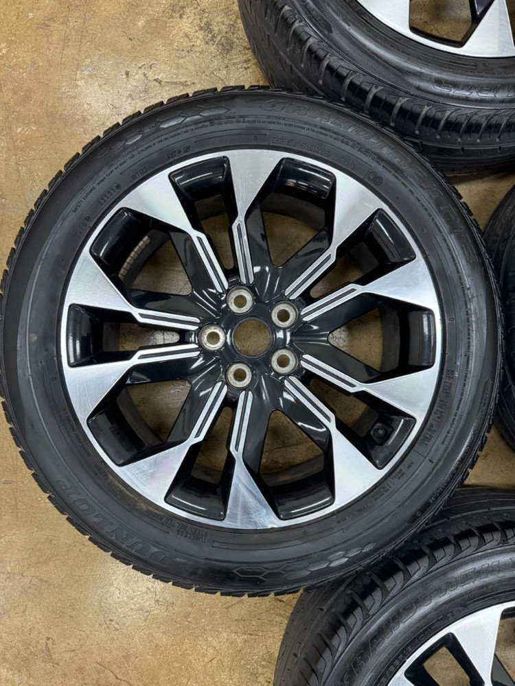 카니발 KA4 19인치 순정휠타이어 팝니다--2