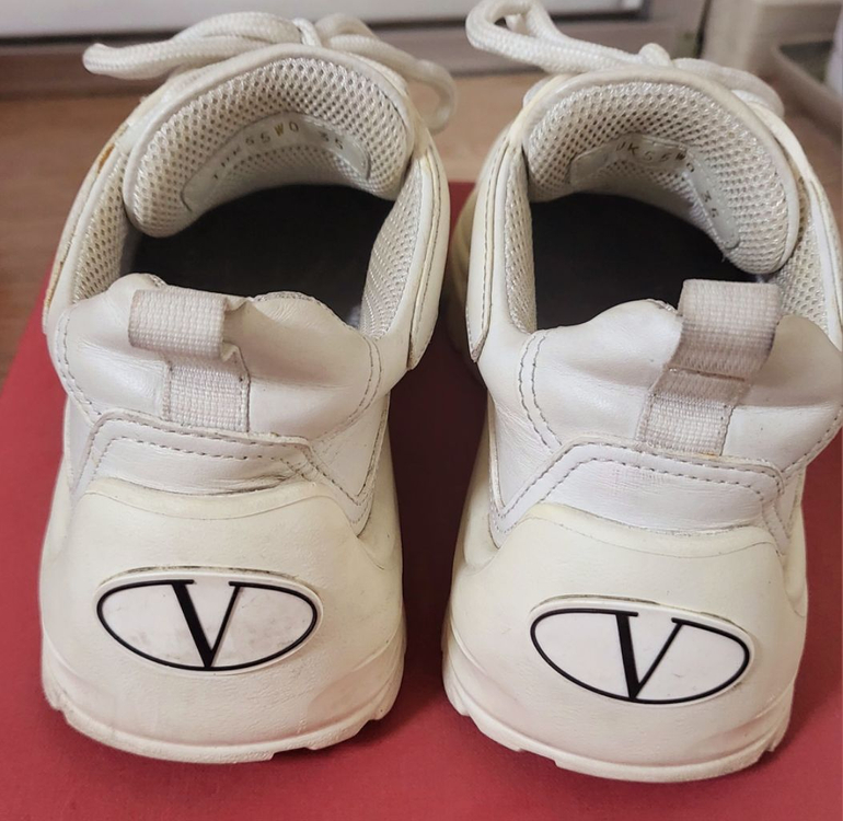 정품 발렌티노 검보이 반시 스니커즈(파격급처분가)--5