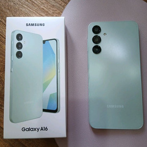 갤럭시 A16 핸드폰 새제품급 팝니다