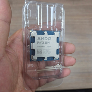 라이젠 CPU 8700G 팝니다.