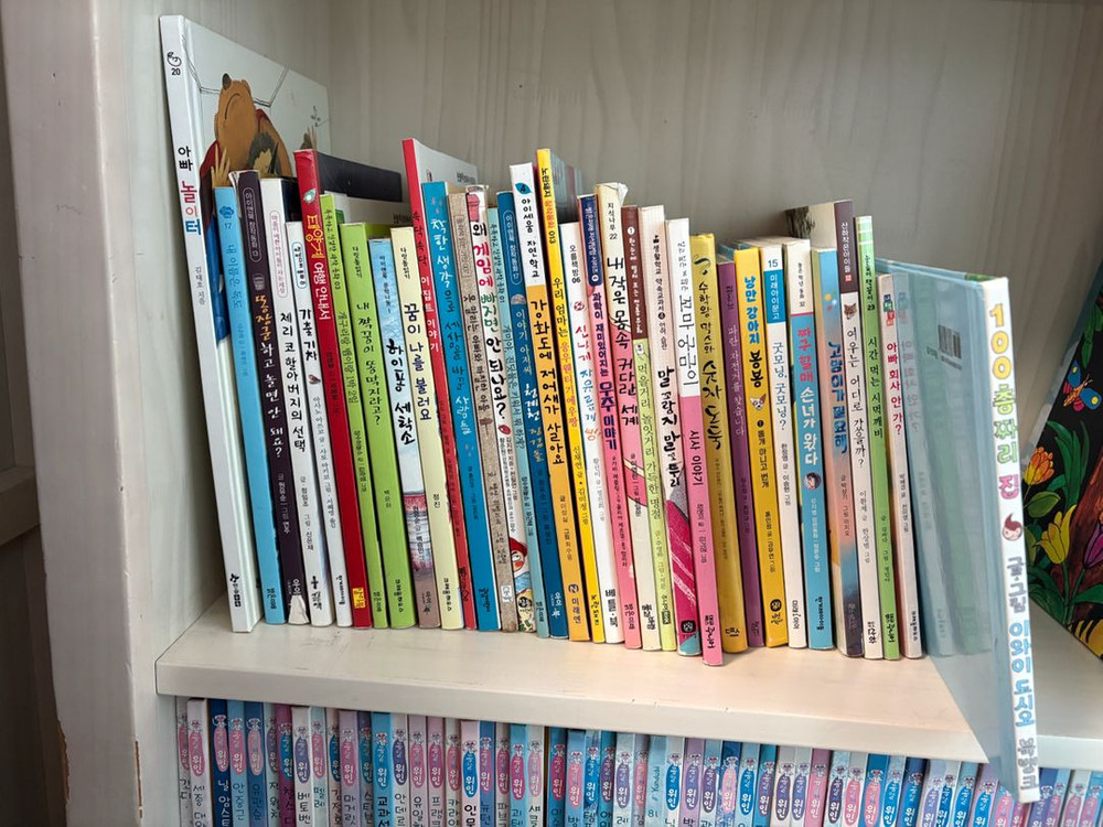 앤서니브라운15권,쫑알이위인70권,쫑알이세계문화60권,비룡소북클럽,난책읽기가좋아 등 이미지