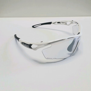 루디프로젝트 트랠릭스 화이트 /미러변색 2종