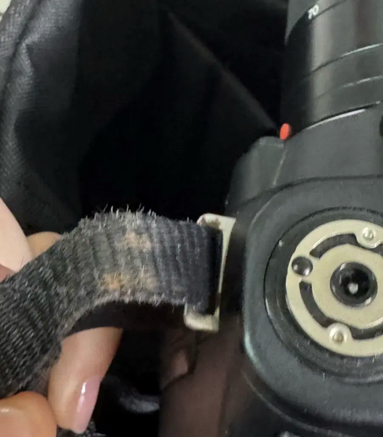 소니 A200 DSLR 카메라 (18-70mm 렌즈) 판매--6