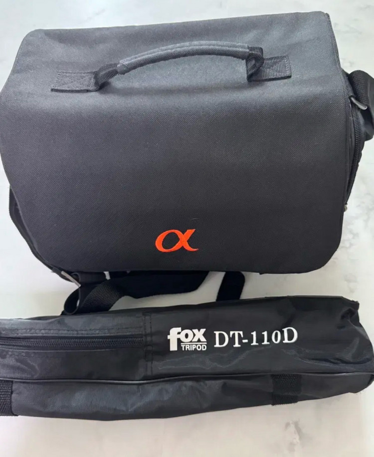 소니 A200 DSLR 카메라 (18-70mm 렌즈) 판매--9