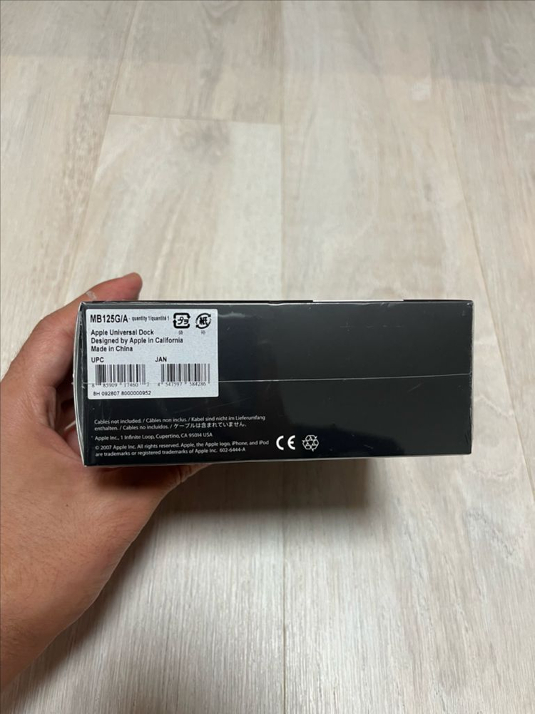 애플 유니버셜 독 (미개봉 비닐있음)--1