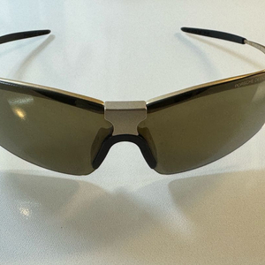 포르쉐 디자인 선글라스 판매합니다.