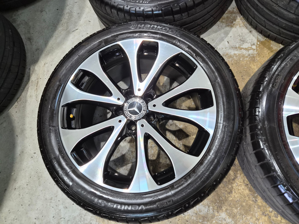 W213 벤츠E클래스 익스클루시브 18인치 순정 휠타이어 판매합니다--4