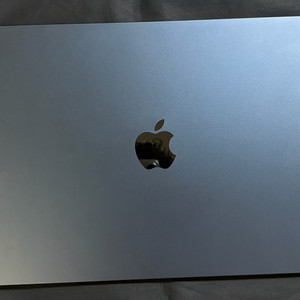 맥북 에어 M2 13 16/256 미드나이트