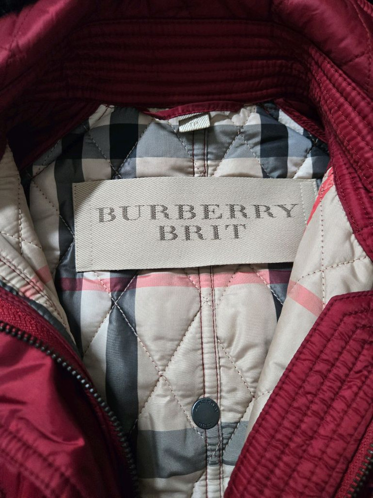 버버리퀼팅 자켓 xs 모자와 털탈부착 가능--4