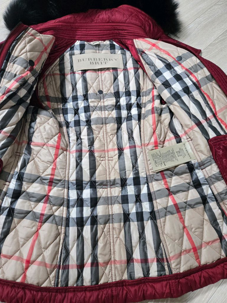 버버리퀼팅 자켓 xs 모자와 털탈부착 가능--6