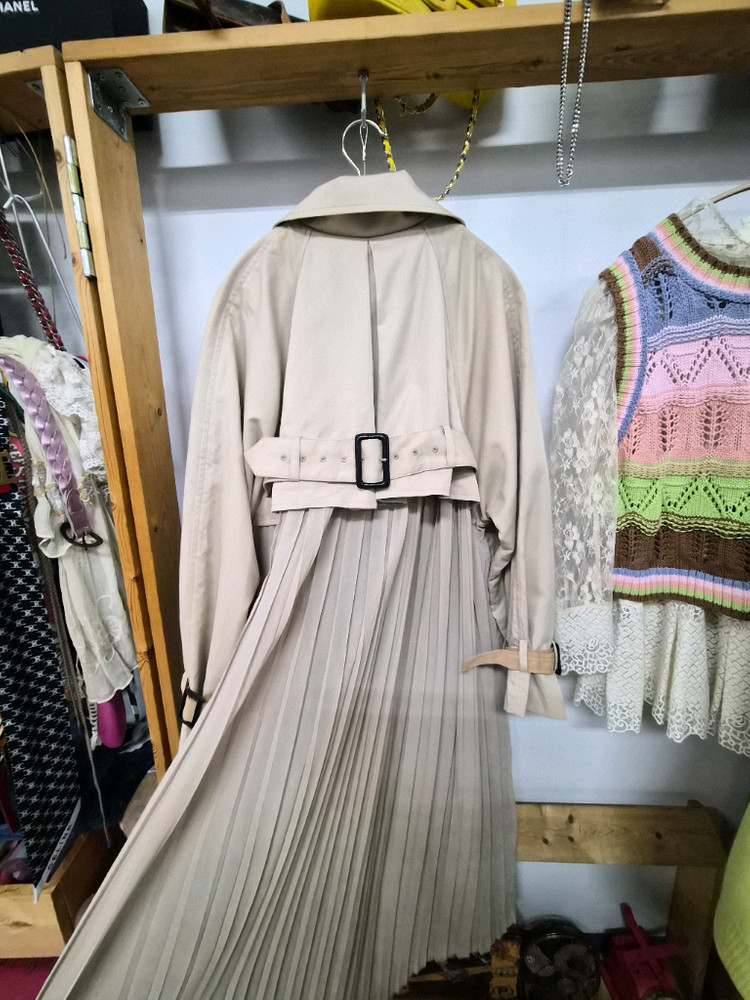 Ameri 쉬폰프릴 프리미엄 트렌치코트--6