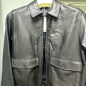 브라운야드 A-2 레더자켓 블랙(3) 택 케이스 옷걸이 풀구성