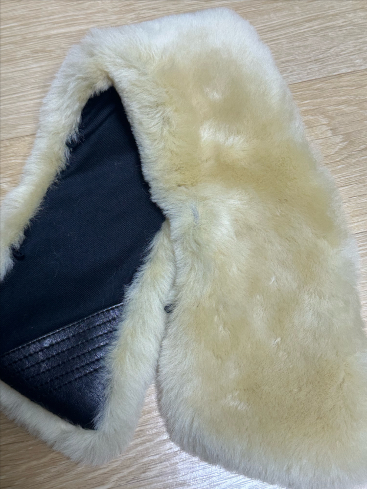 브라운야드 A-2 레더자켓 블랙(3) 택 케이스 옷걸이 풀구성--2