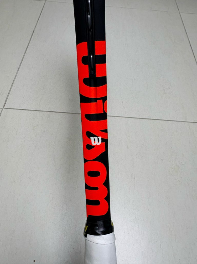 윌슨 클래시 V3 295g 테니스 라켓--1