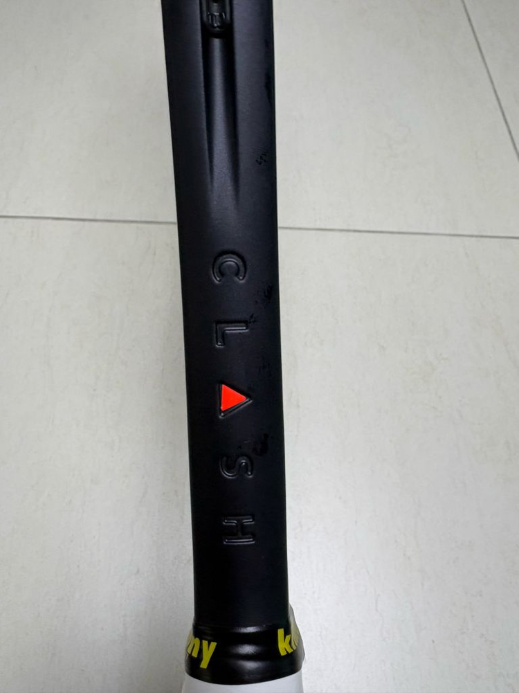 윌슨 클래시 V3 295g 테니스 라켓--2