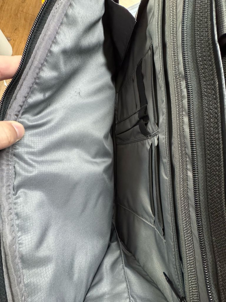 투미 알파3 4휠 컴팩트 익스팬더블 브리프케이스--6