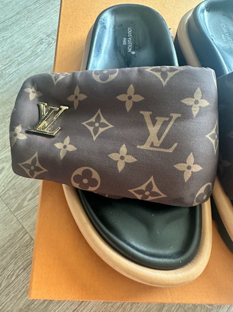 루이비통 슬리퍼 이미지