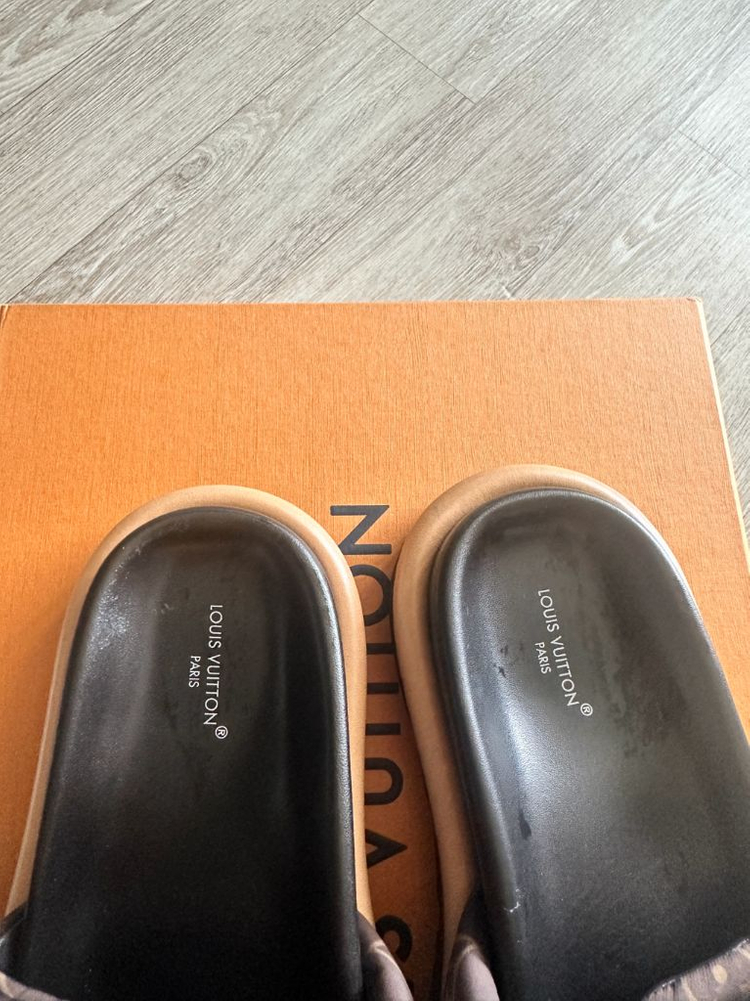 루이비통 슬리퍼 이미지
