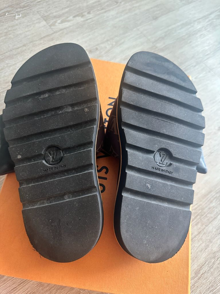 루이비통 슬리퍼 이미지