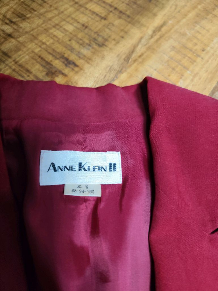Anne Klein II 버건디 실크 블레이저--1