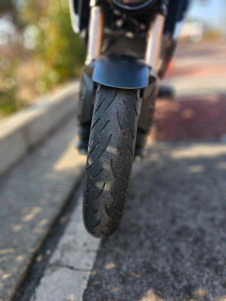 혼다 CB125R 이미지