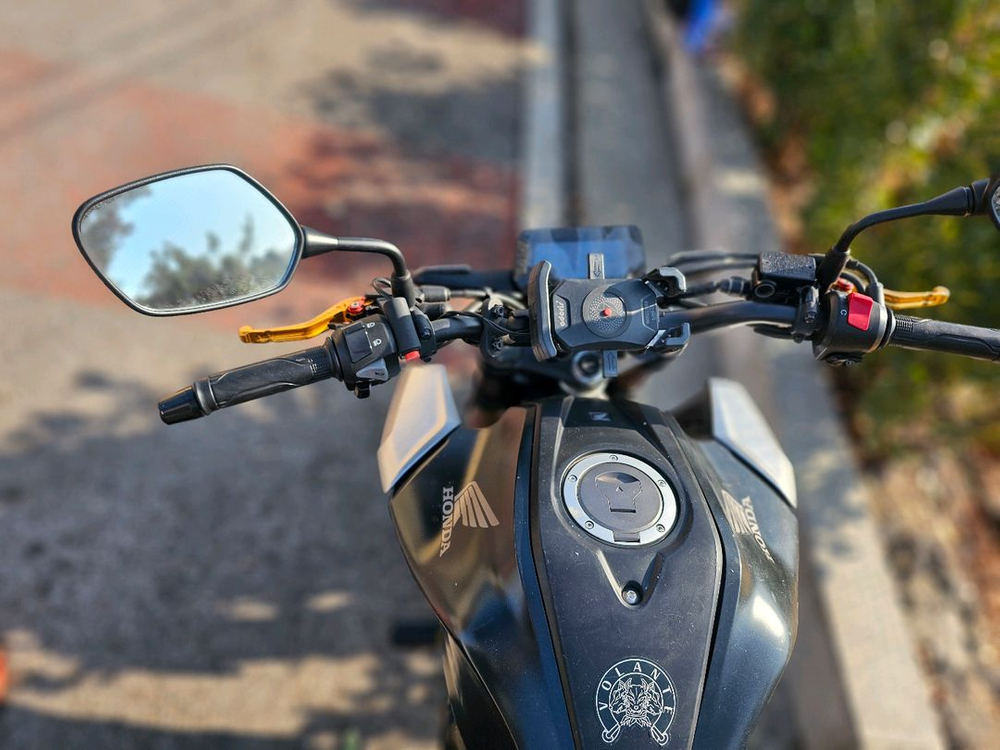 혼다 CB125R 이미지