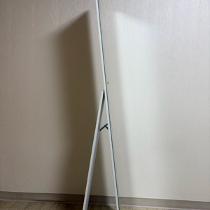 화이트 프레임 스탠드 전신 거울