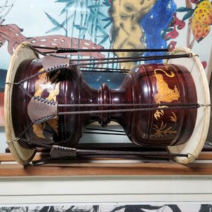 전통 장구//고급장구통에 상감기법으로 장식한 반주장구