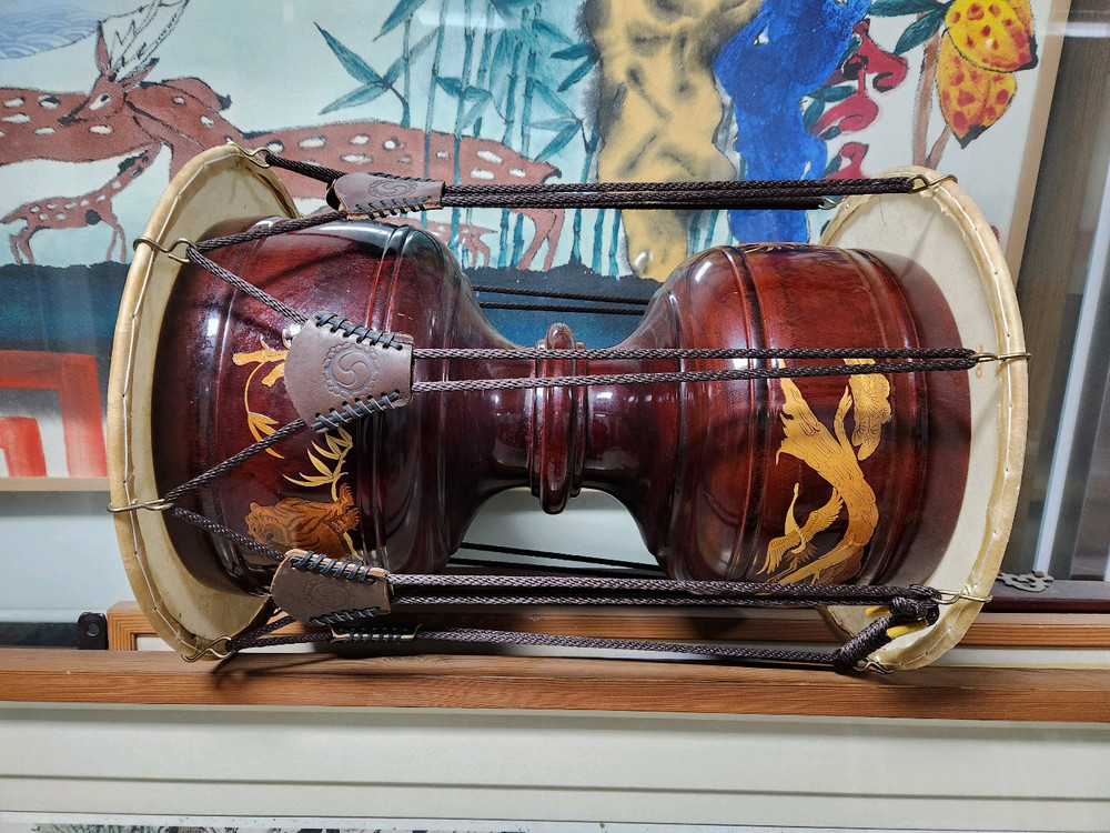 전통 장구//고급장구통에 상감기법으로 장식한 반주장구--1