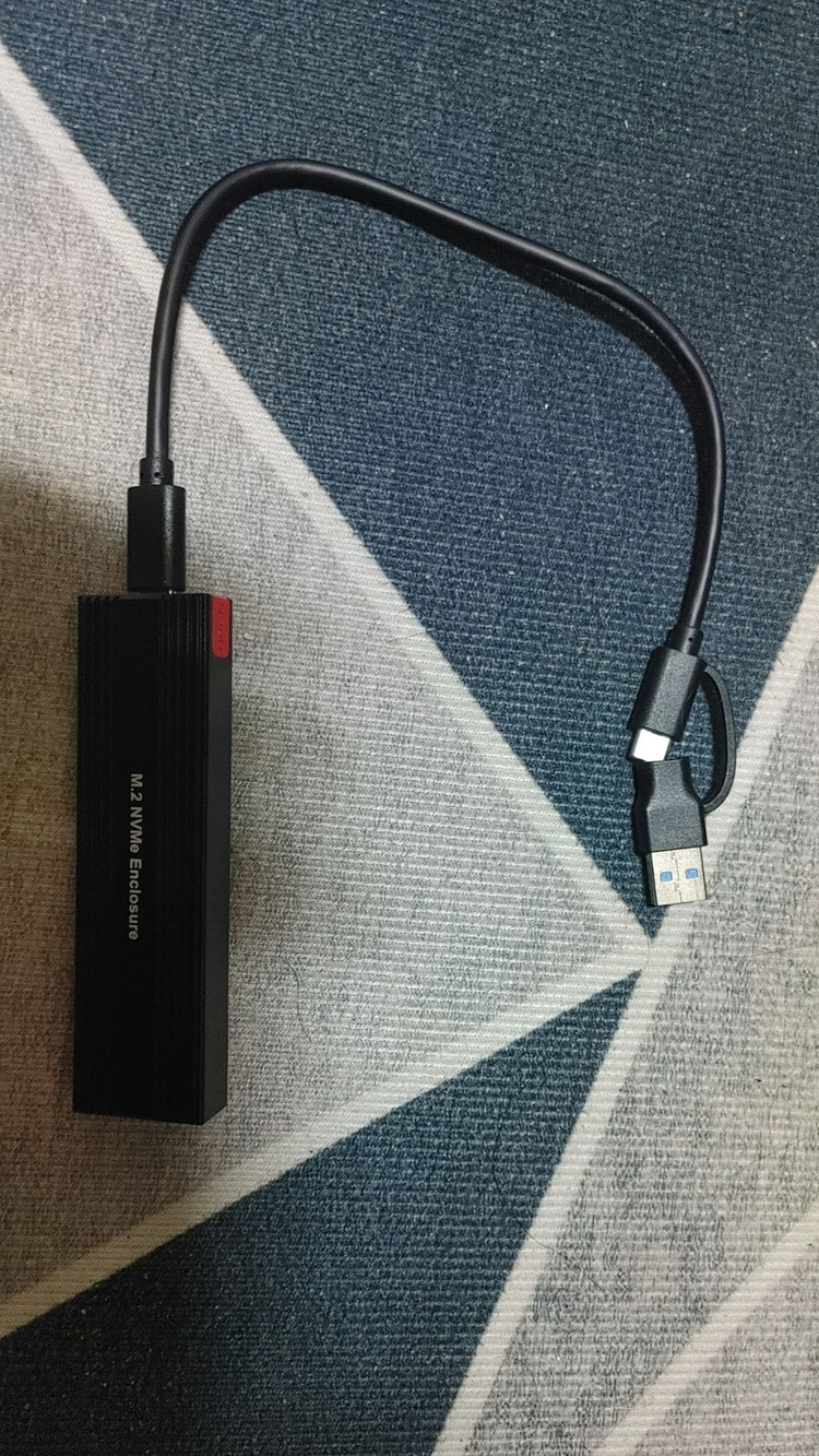 M.2 NVMe SSD 256GB + 10g 인클로저--2