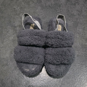 어그 양털 샌들