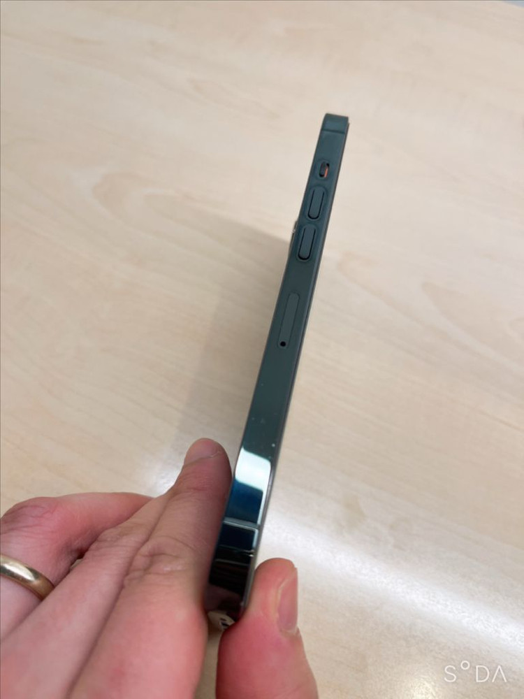 아이폰13프로 알파인 그린 128기가 이미지