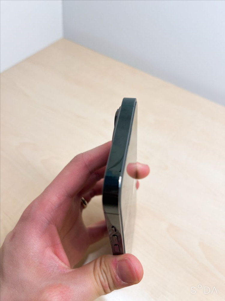 아이폰13프로 알파인 그린 128기가 이미지