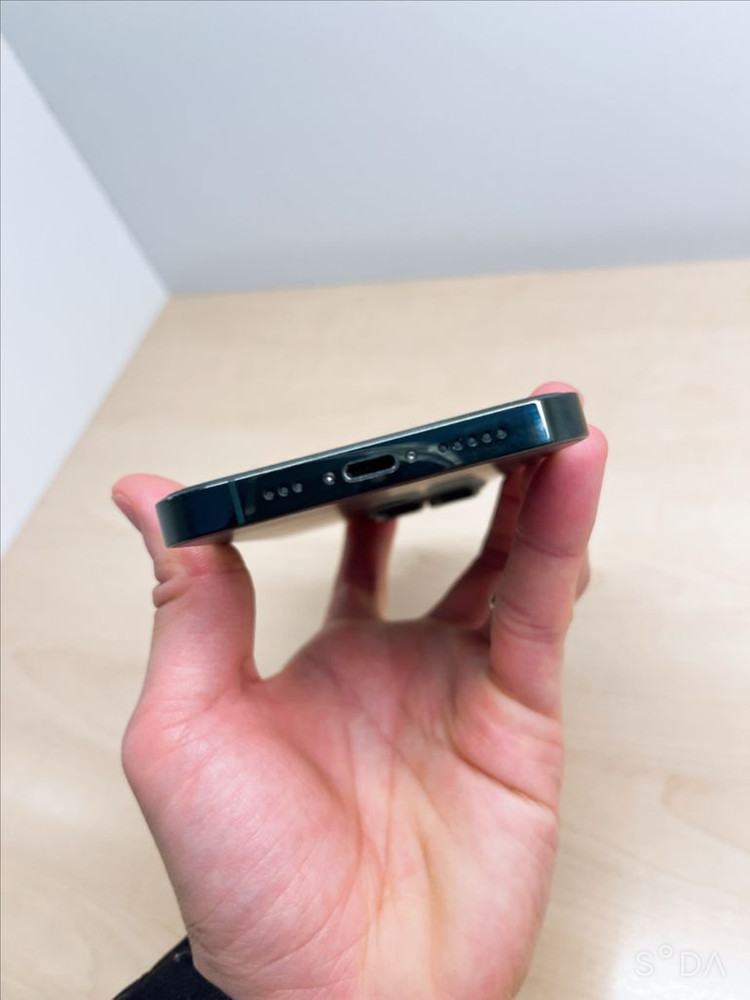 아이폰13프로 알파인 그린 128기가 이미지