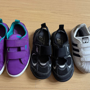 아이 운동화 3켤레 일괄(190~200) 아디다스/뉴발란스 프리들/퓨마