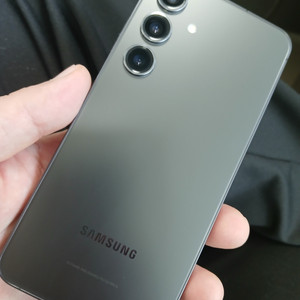 갤럭시 S24 256G 오닉스블랙 판매합니다[52만]