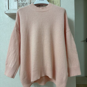 스튜디오톰보이 오버핏 언발 니트