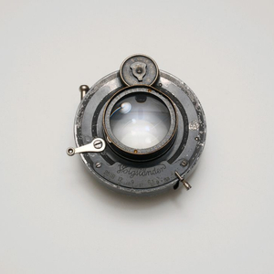 보이글랜더 아나스티그마트 스코파르 135mm f/4.5 Ibsor 셔터 독일 빈티지 테사르 렌즈