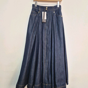 새제품) 미샤 24SS 청 데님 롱 플레어 스커트