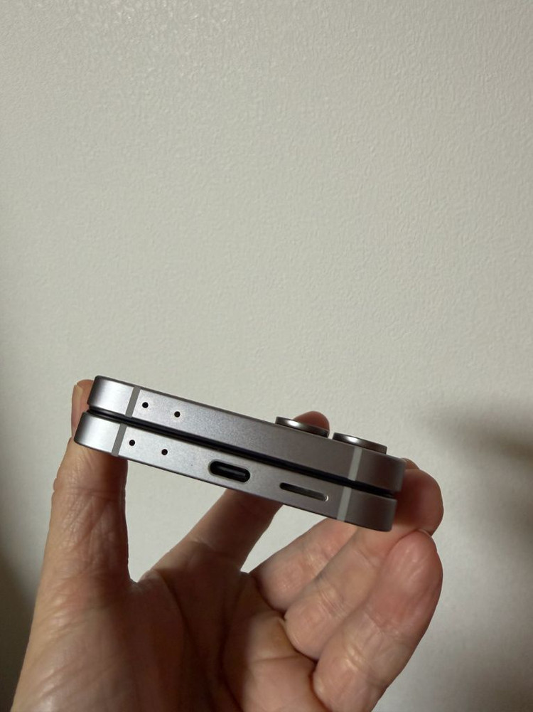 갤럭시Z플립6 512G 정상해지(새것급)--3