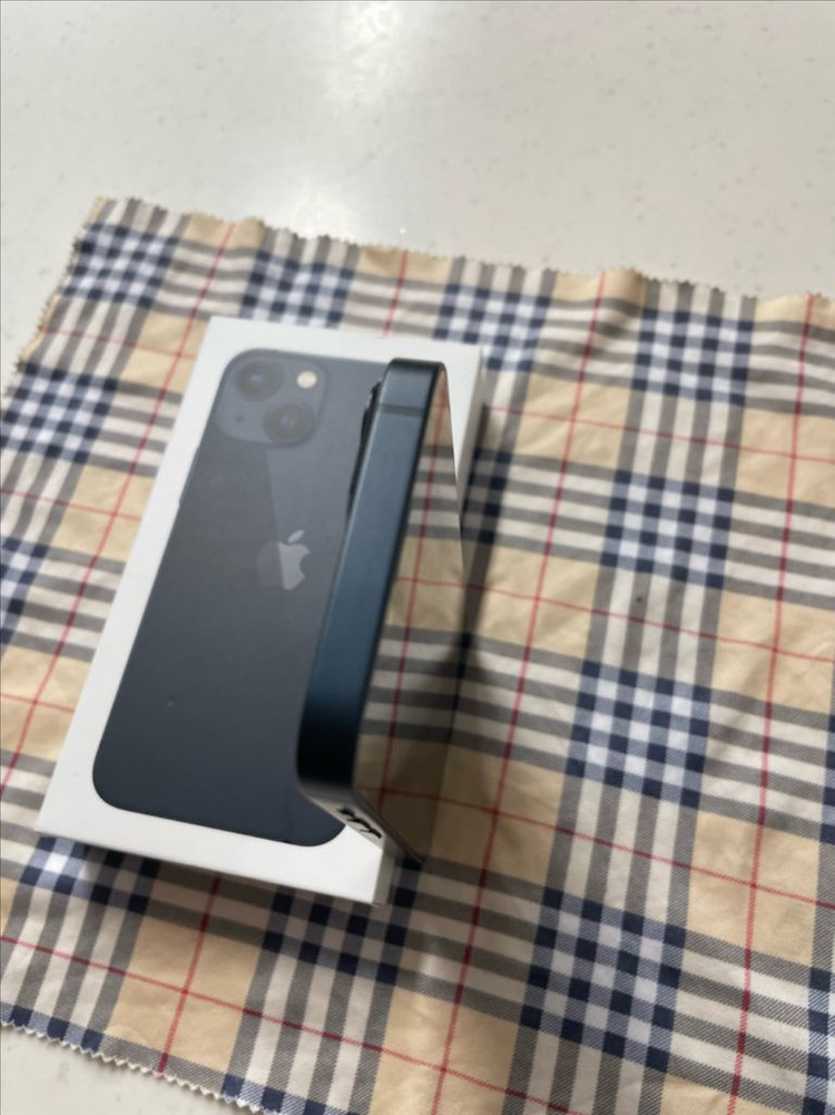 아이폰13미니 256 미드나이트 신품급--4